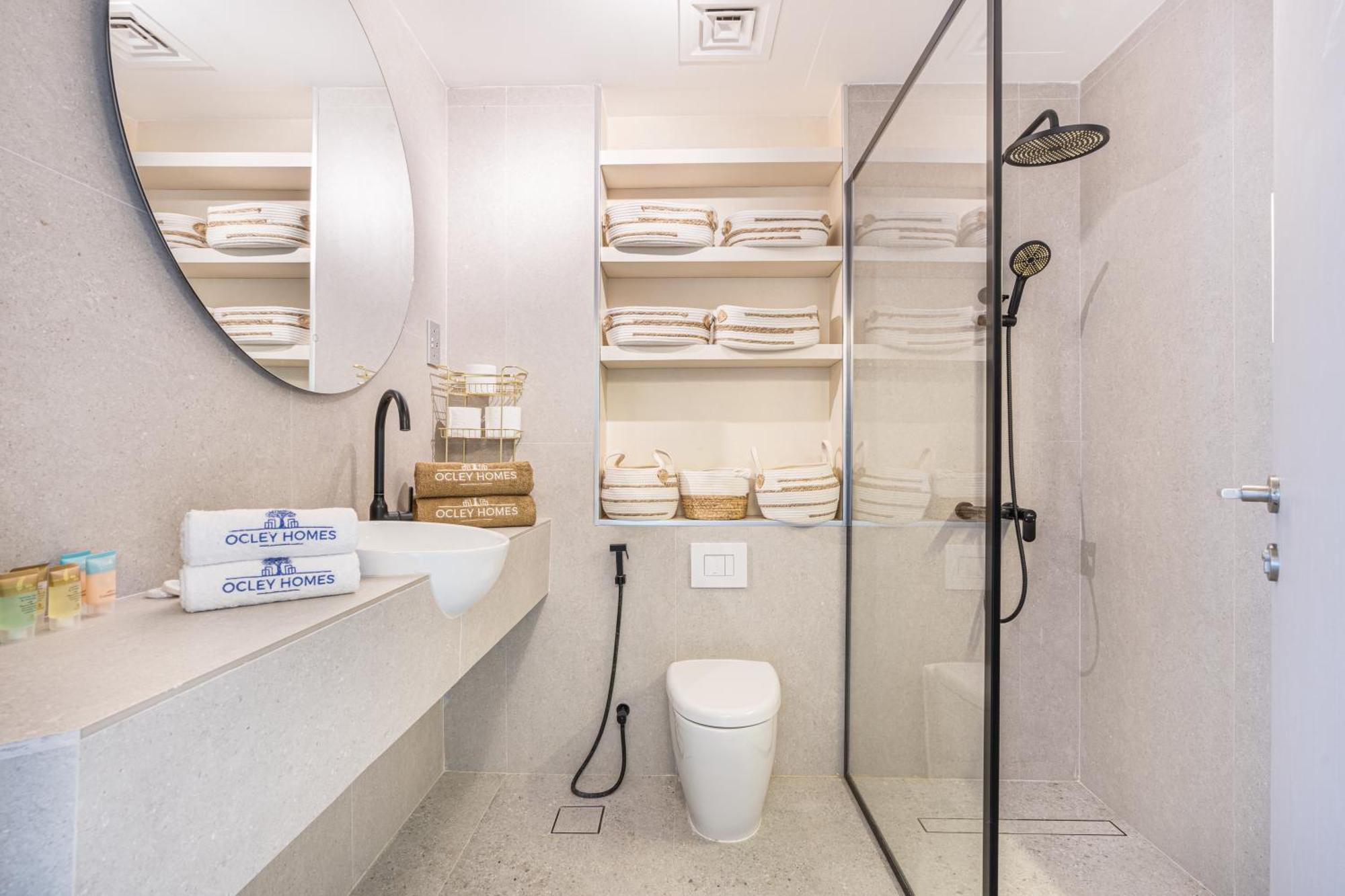 Apartment Premium & Cozy In The Heart Of Sports Dubai